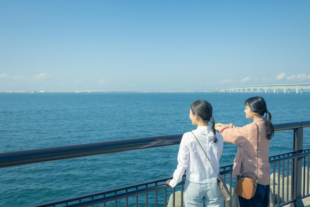 Omo Kansai Airport By Hoshino Resorts Izumisano Εξωτερικό φωτογραφία View of the Akashi Kaikyō Bridge from the Akashi Kaikyō Bridge Museum